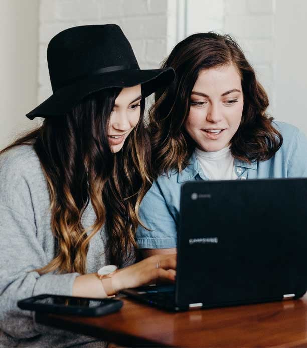 two-ladies-online-shopping